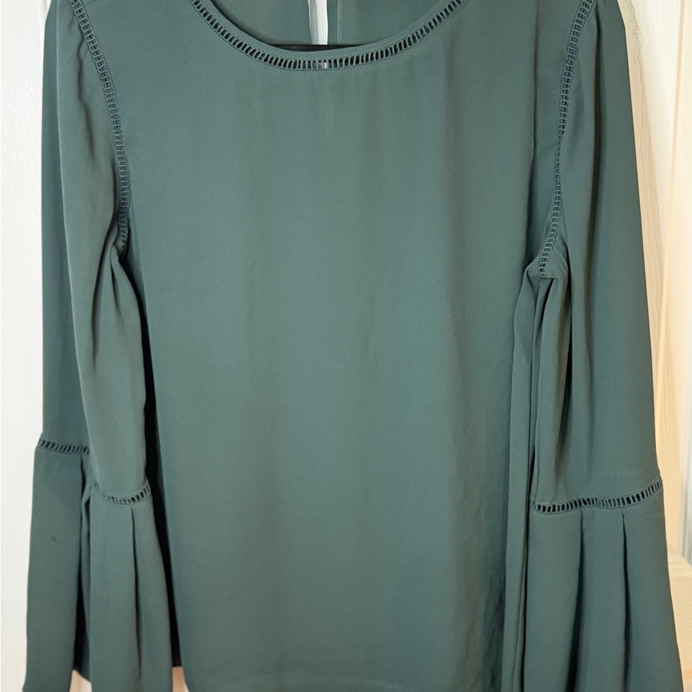 LOFT Green Women's Top